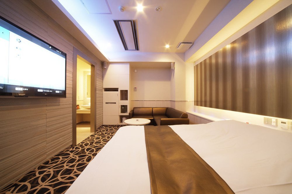 シアタールームを備え、映画鑑賞にピッタリの106号室。5つ星