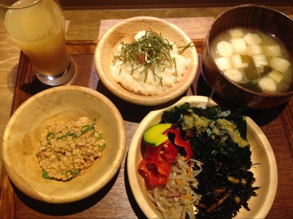 「賀茂」の朝食。写真は筆者撮影