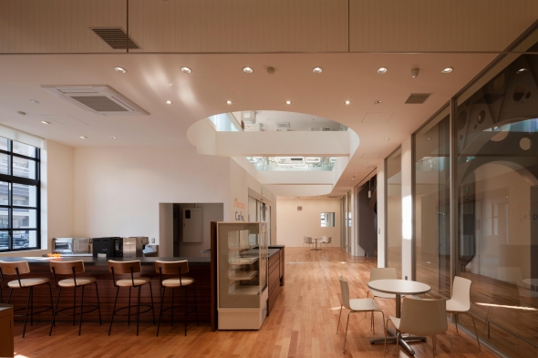 完成後のロビー