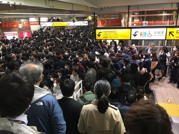 入場規制で長蛇の列 大パニックの首都圏鉄道 トラブルの原因は何だったのか 全文表示 ニュース Jタウンネット 東京都