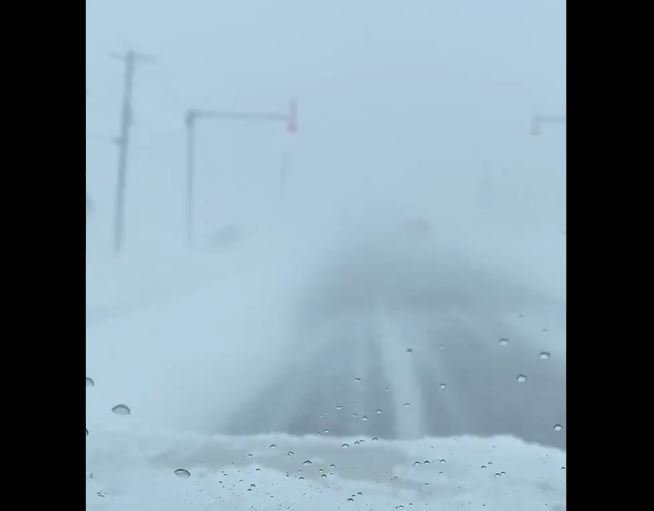 雪国には絶対欠かせない 道路脇にある 壁 の意外な役割とは 全文表示 コラム Jタウンネット 東京都