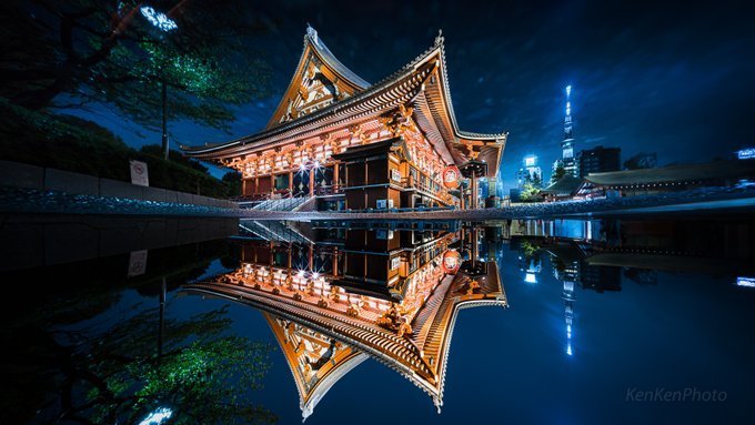 どっちが反射でどっちが実物 浅草寺を映し出す鏡のような水たまりに反響 コラム Jタウンネット 東京都