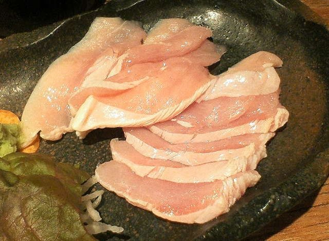 【食文化】九州人「鶏肉をナマで食べちゃダメだって知らなかった」←そんなことある？調べてみたら、納得の事情が明らかに